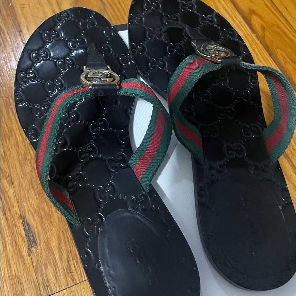 “Authentic” Gucci Sandals